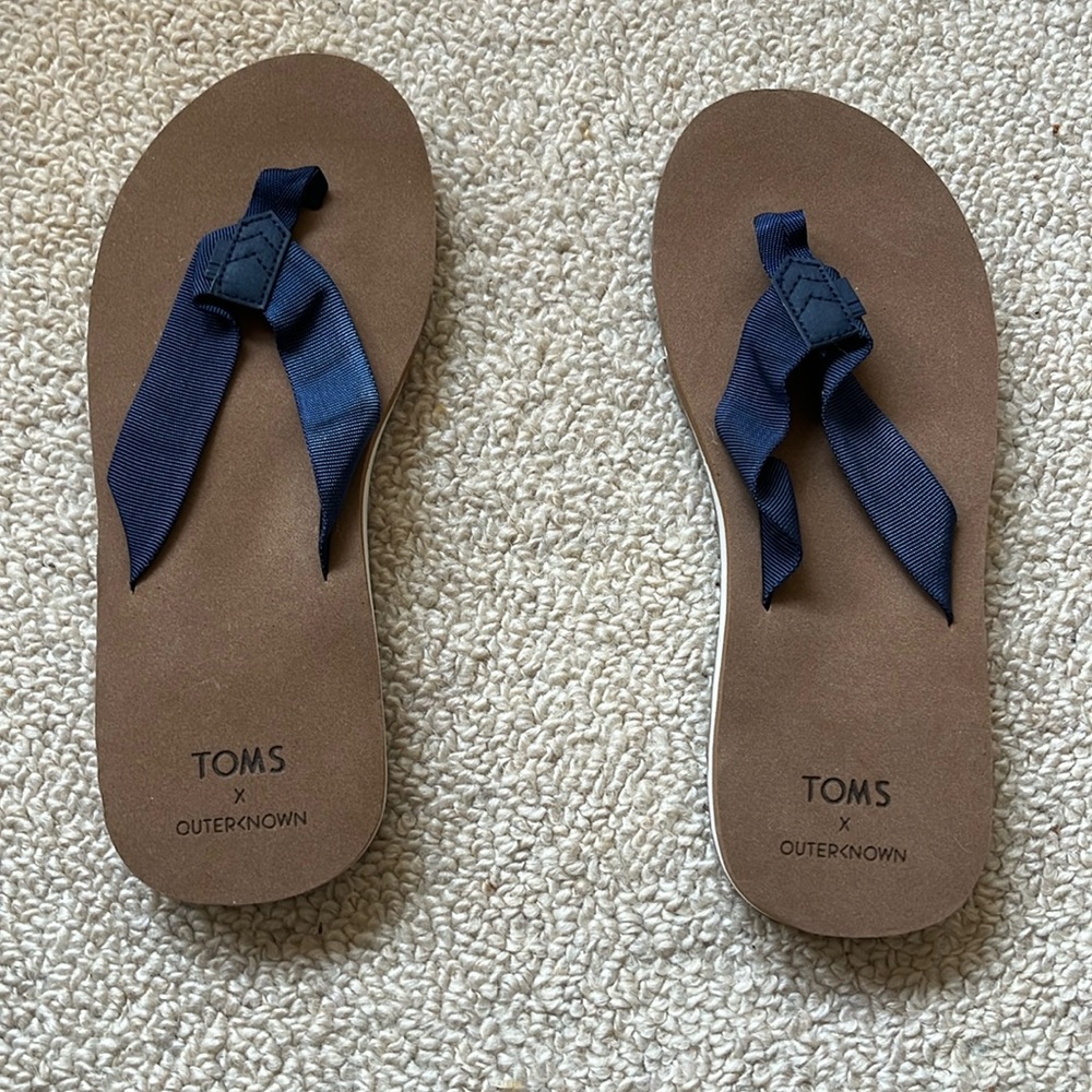 Toms x Outerknown Lagoon Flip Flops Navy Blue